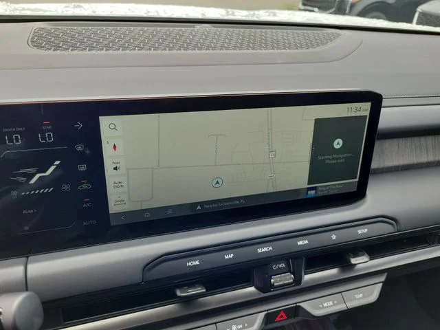 New 2027 Glacial White Pearl Kia X-LINE SX PRESTIGE image 30