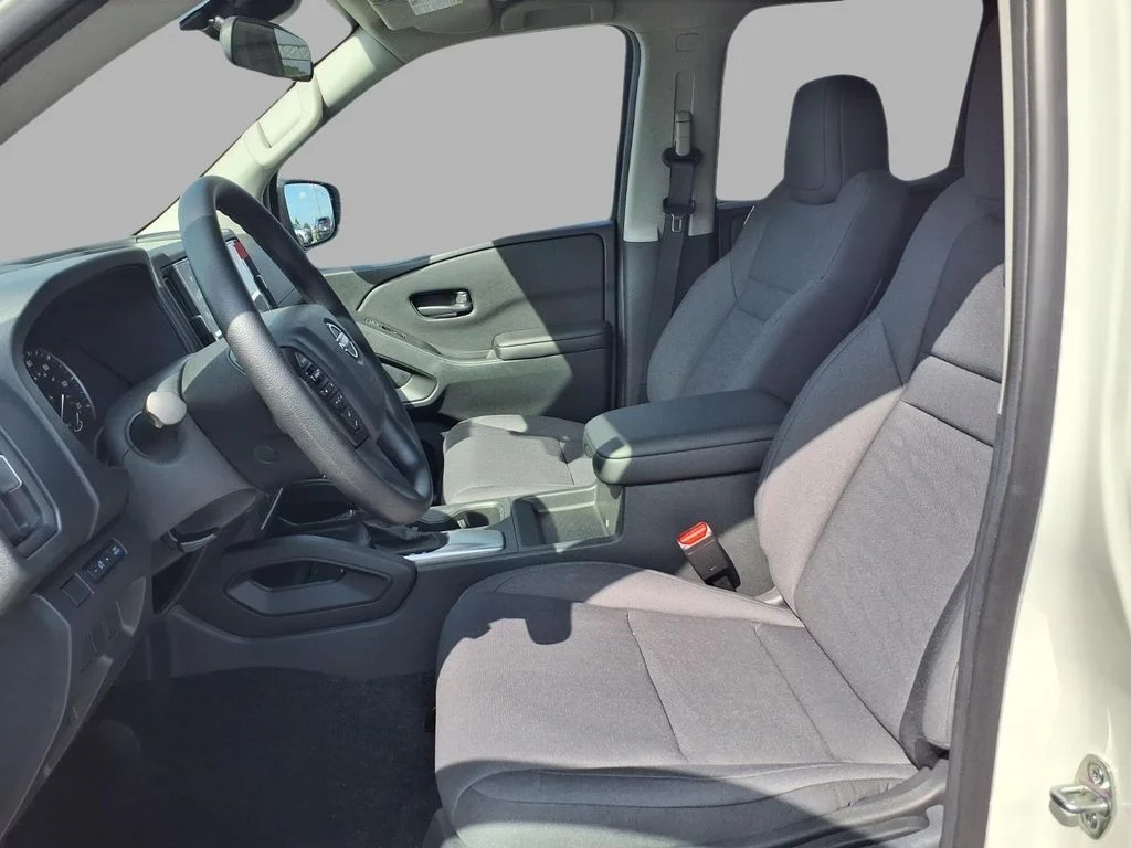 New 2026 Glacier White Nissan Crew Cab S image 19