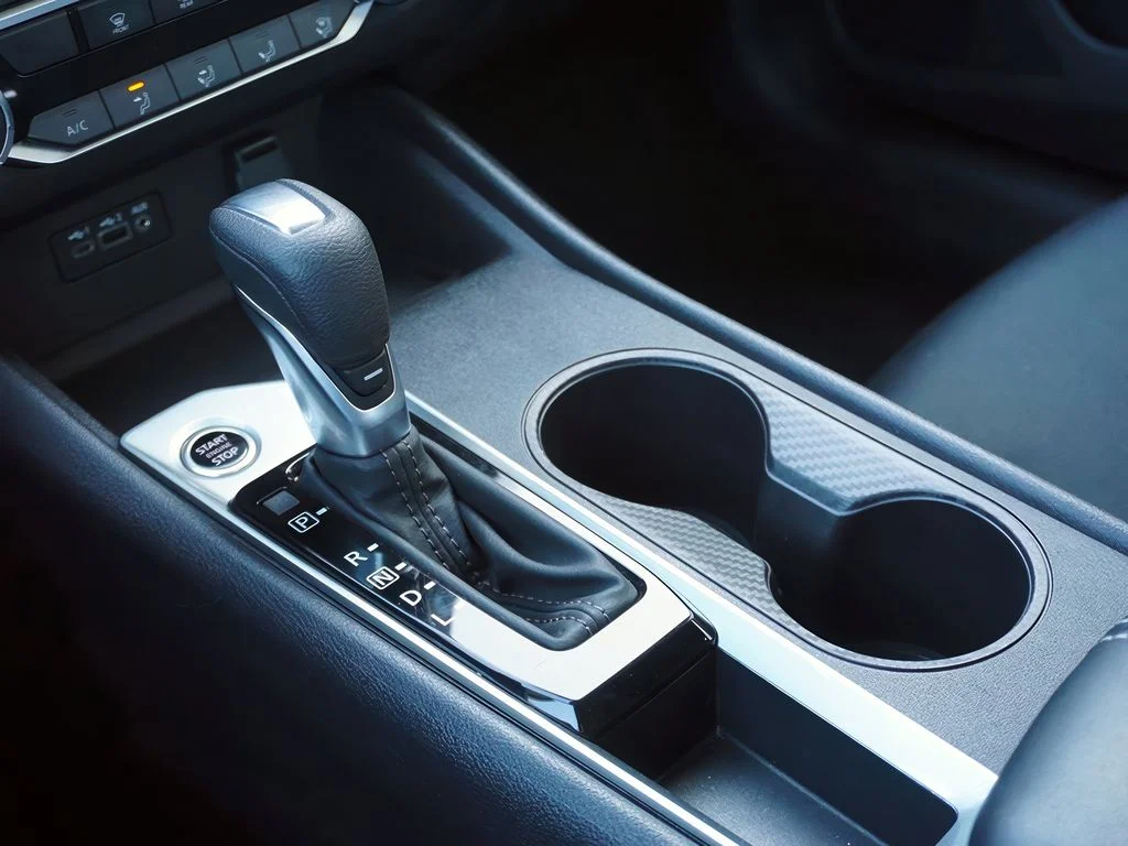 2025 Nissan Altima SV - Photo 34