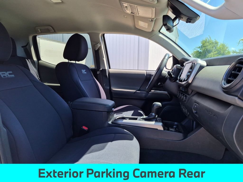 Used 2023 Ice Toyota SR5 image 31