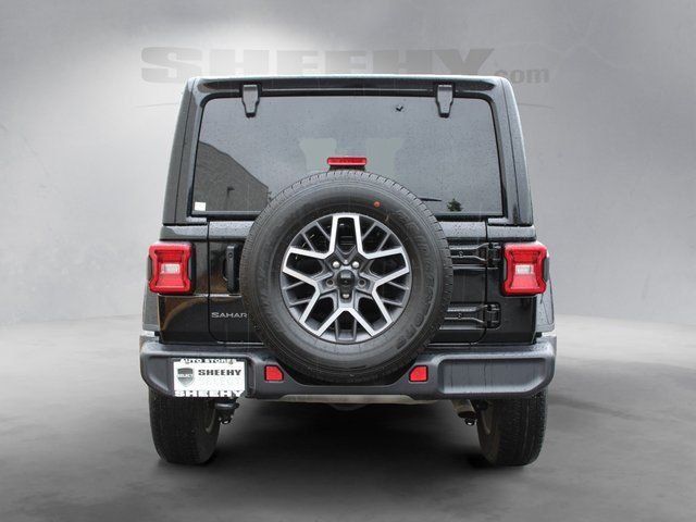 Used 2025 Black Jeep Sahara image 11