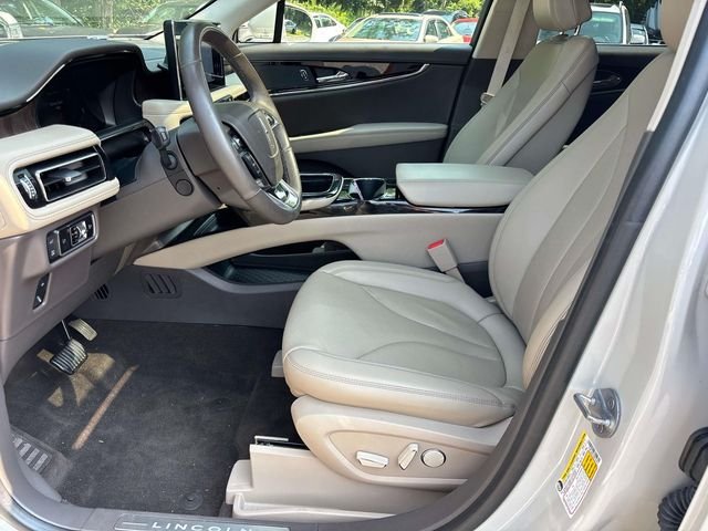 Used 2022 Pearl Metallic Lincoln Reserve image 10