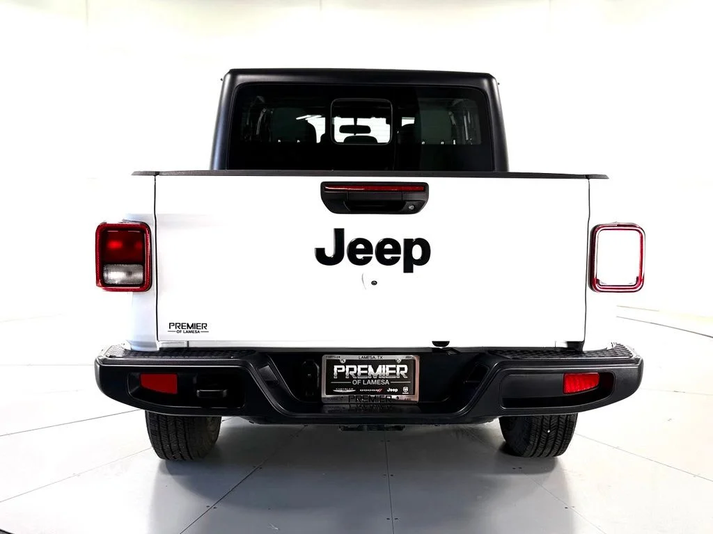 Used 2025 White Jeep Sport image 5
