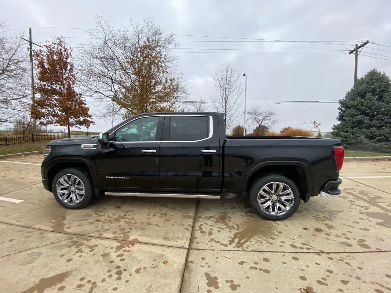 2026 GMC Sierra 1500 Denali - Photo 9