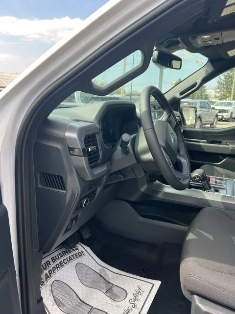 New 2026 Oxford White Ford XLT image 27