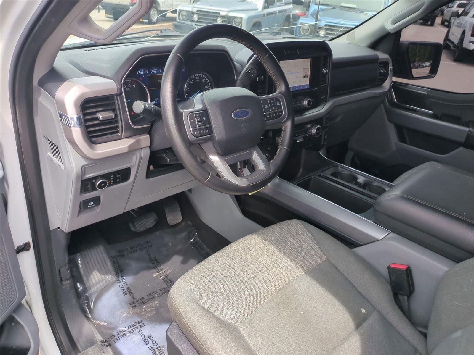 Used 2023 Oxford White Ford XL image 20