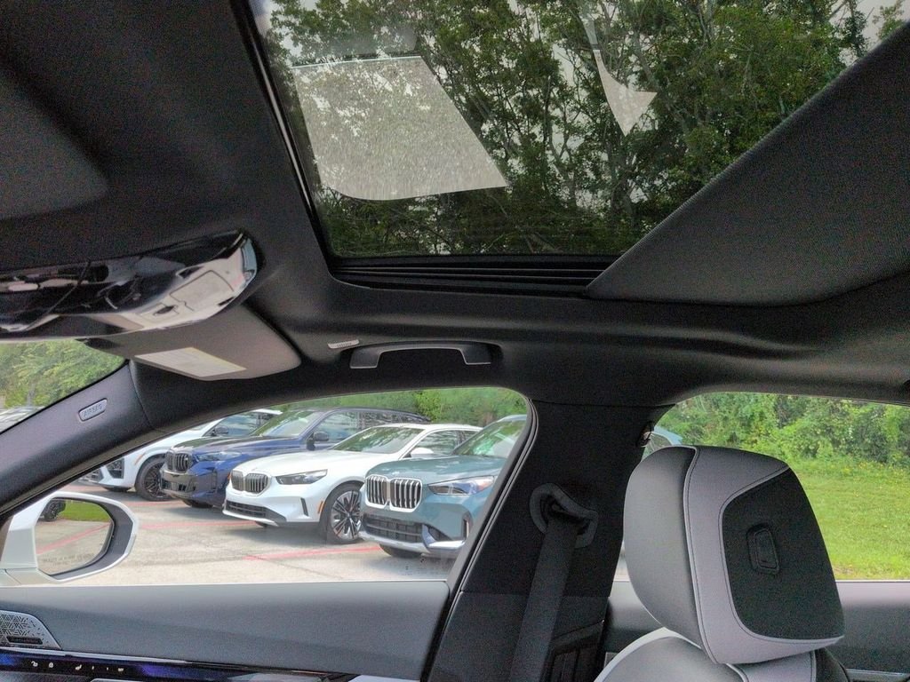 New 2027 Mineral White Metallic BMW 530i image 20