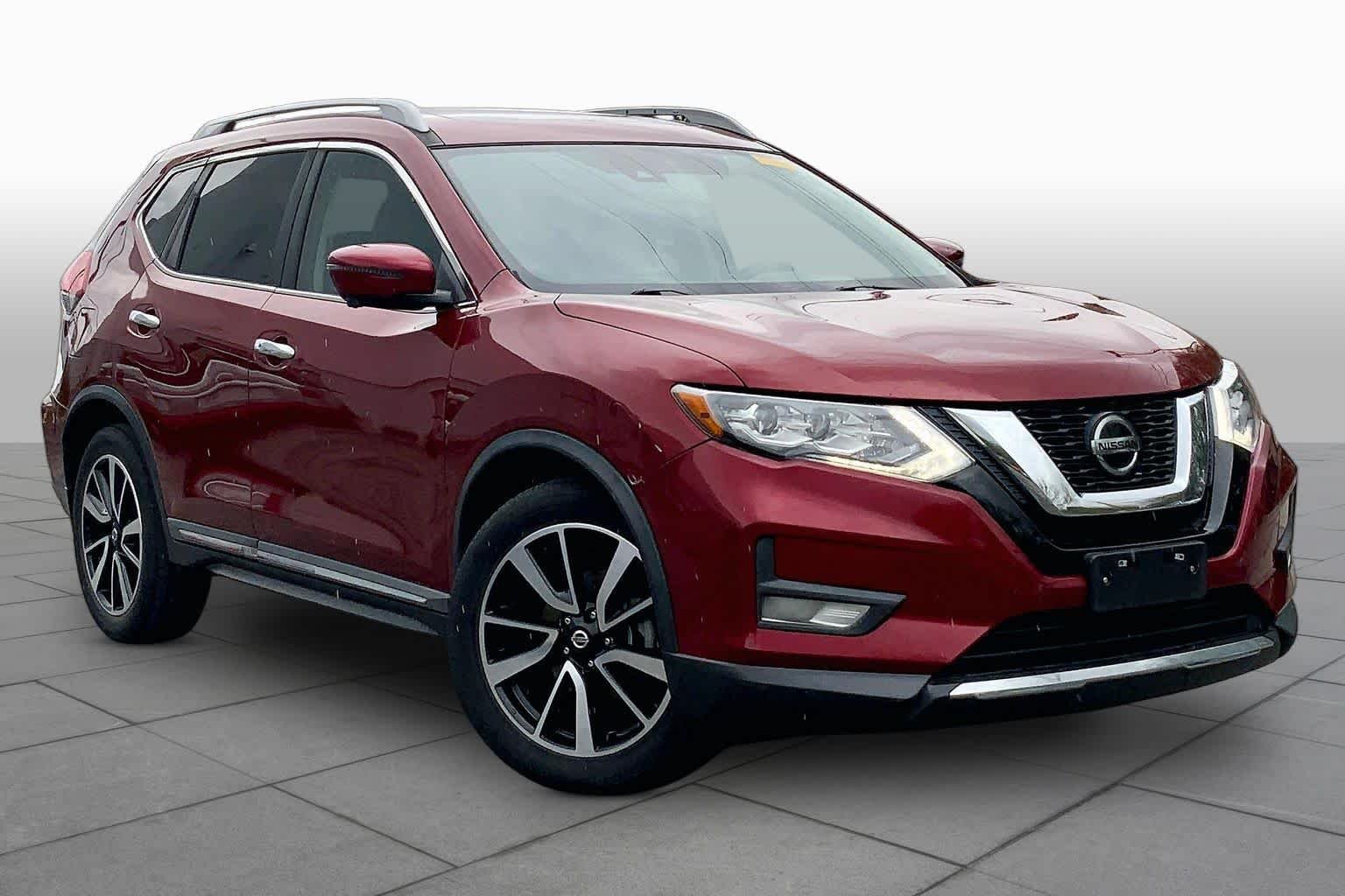 Used 2020 Scarlet Ember Tintcoat Nissan SL image 3