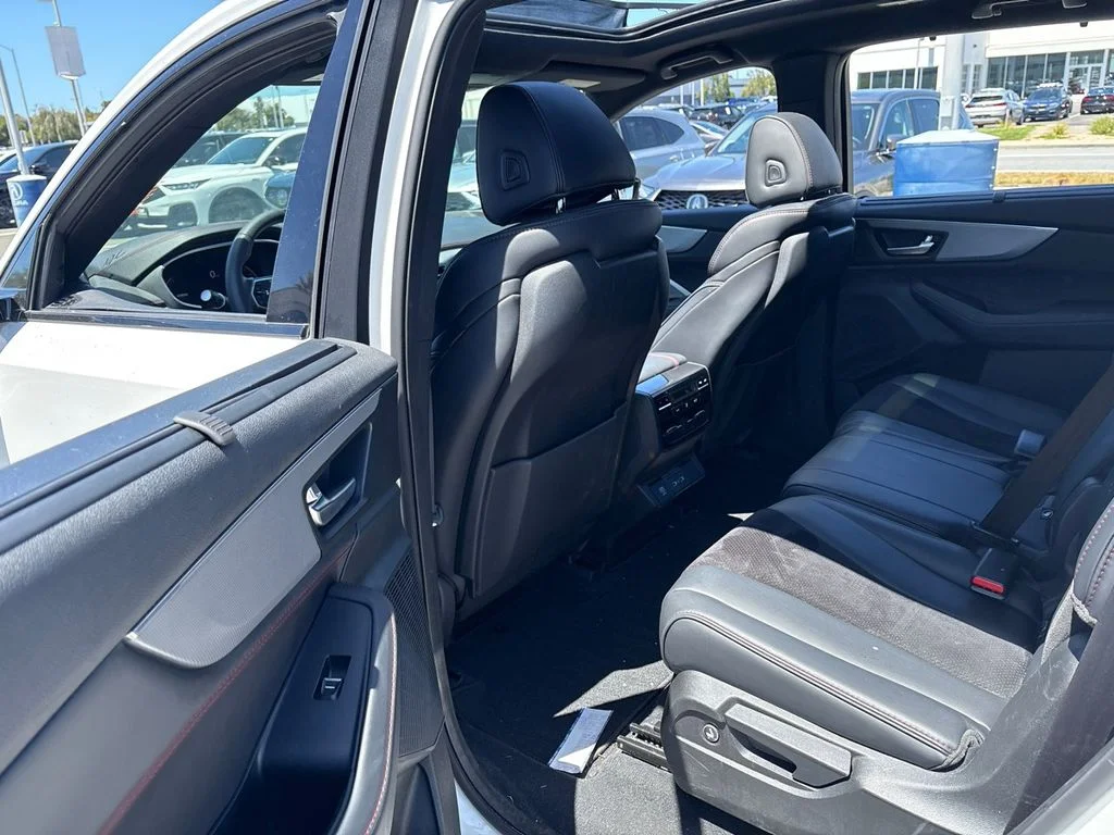 Used 2023 Platinum White Pearl Acura A-Spec image 9