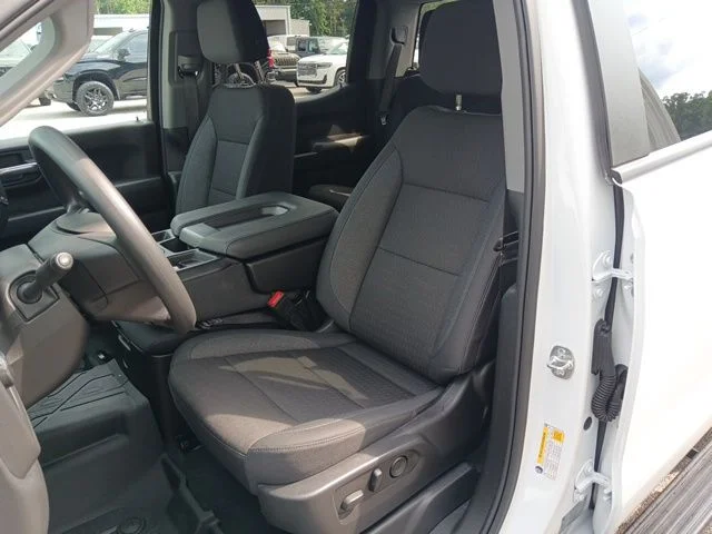 Used 2025 White Chevrolet Custom image 34