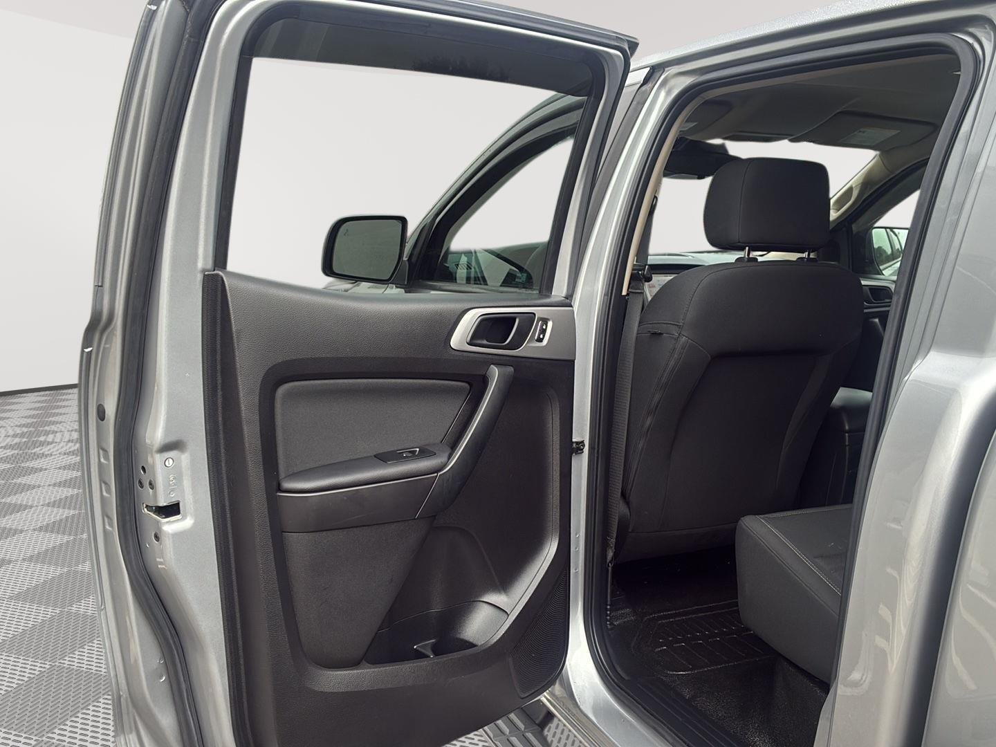 Used 2021 Iconic Silver Ford XL image 21