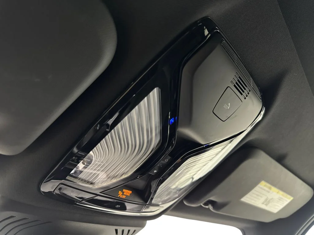 Used 2024 Gray BMW sDrive30i image 76