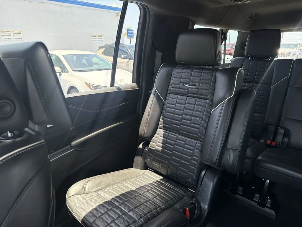 Used 2021 Black Cadillac Sport Platinum image 12