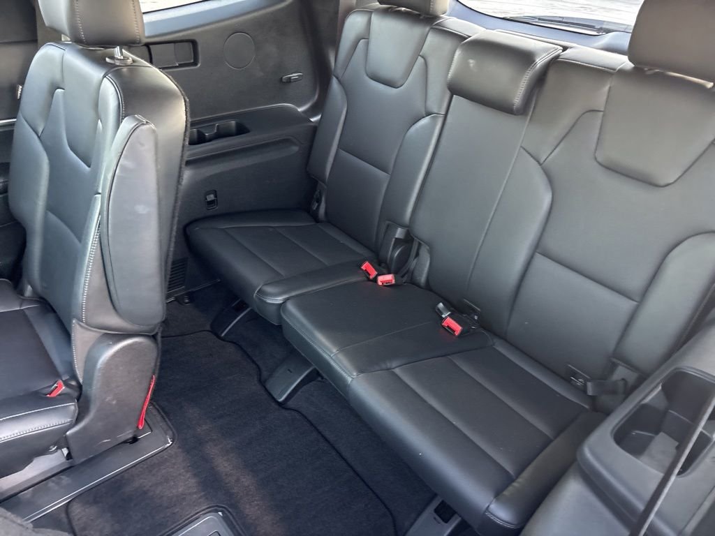 Certified Used 2025 Silver Kia S image 42