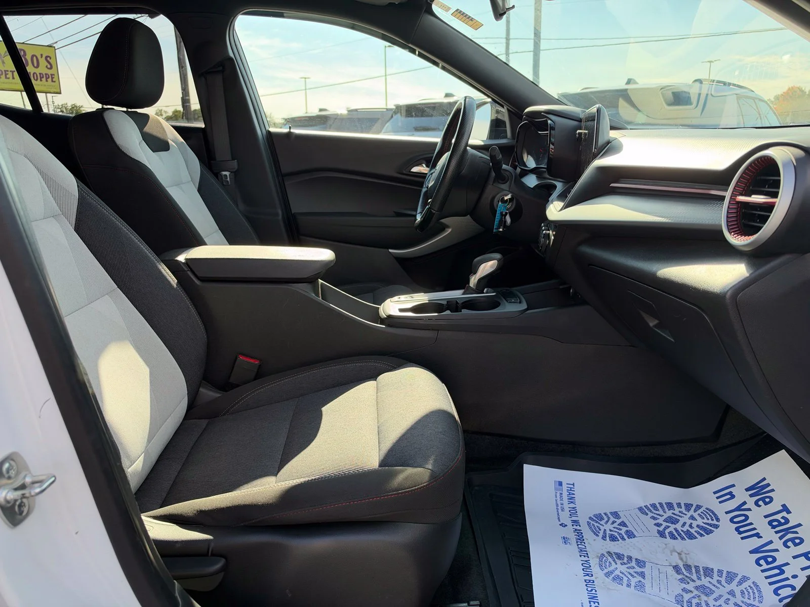 Used 2024 White Chevrolet 1RS image 31