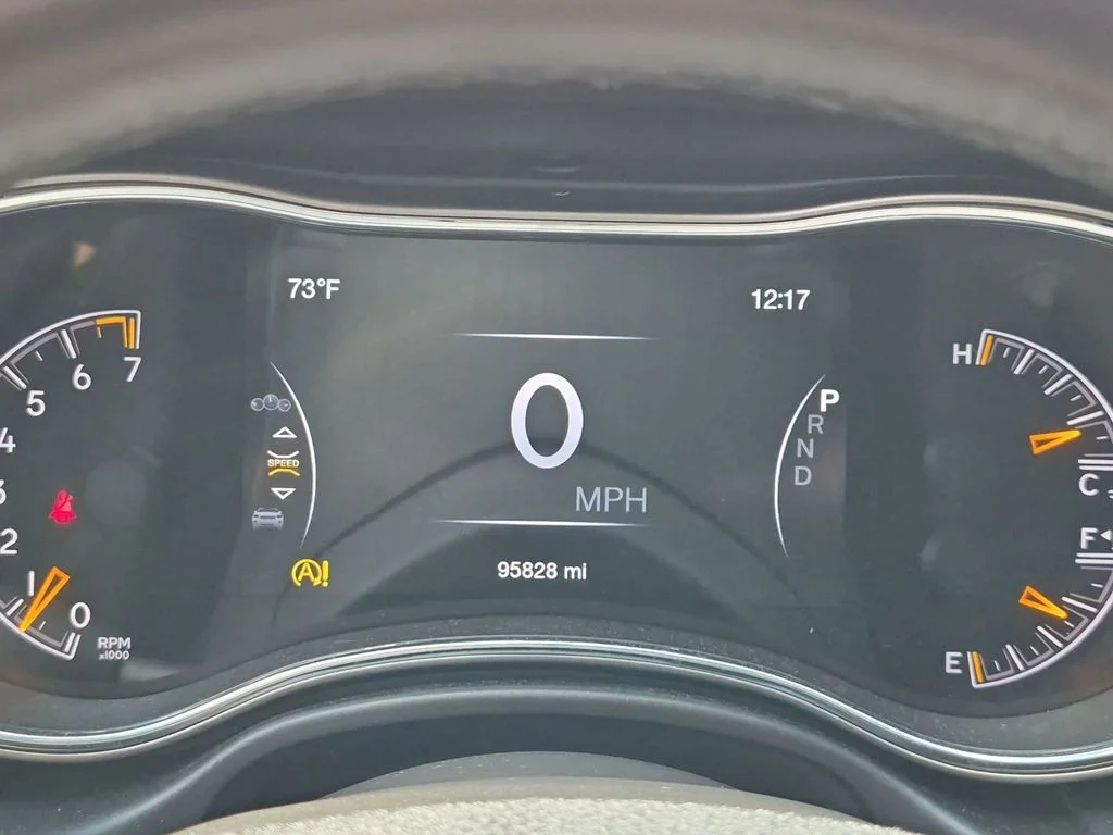 Used 2018 White Jeep Altitude image 15