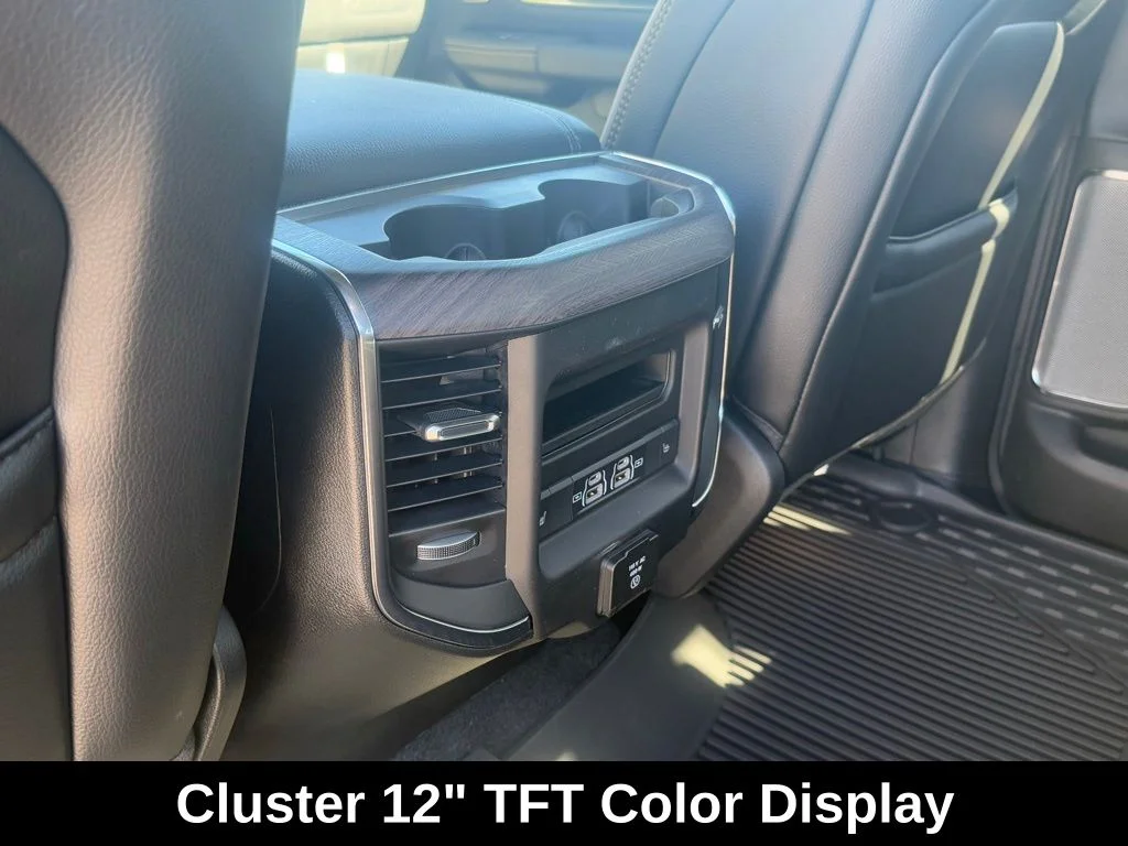 New 2026 Diamond Black Crystal Pearl-Coat Exterior Paint RAM Laramie image 28