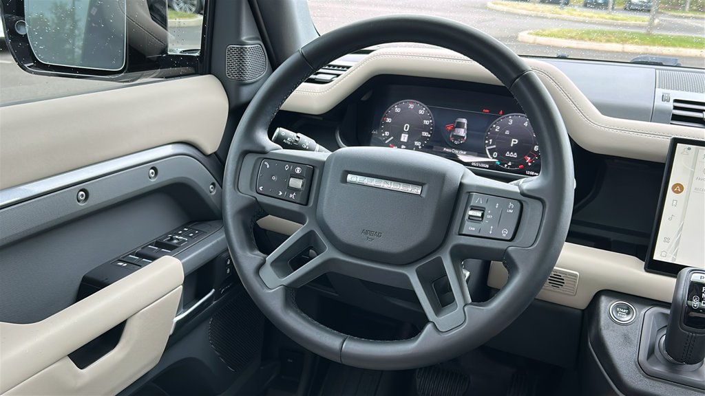 Certified Used 2024 Gray Land Rover X-Dynamic SE image 24