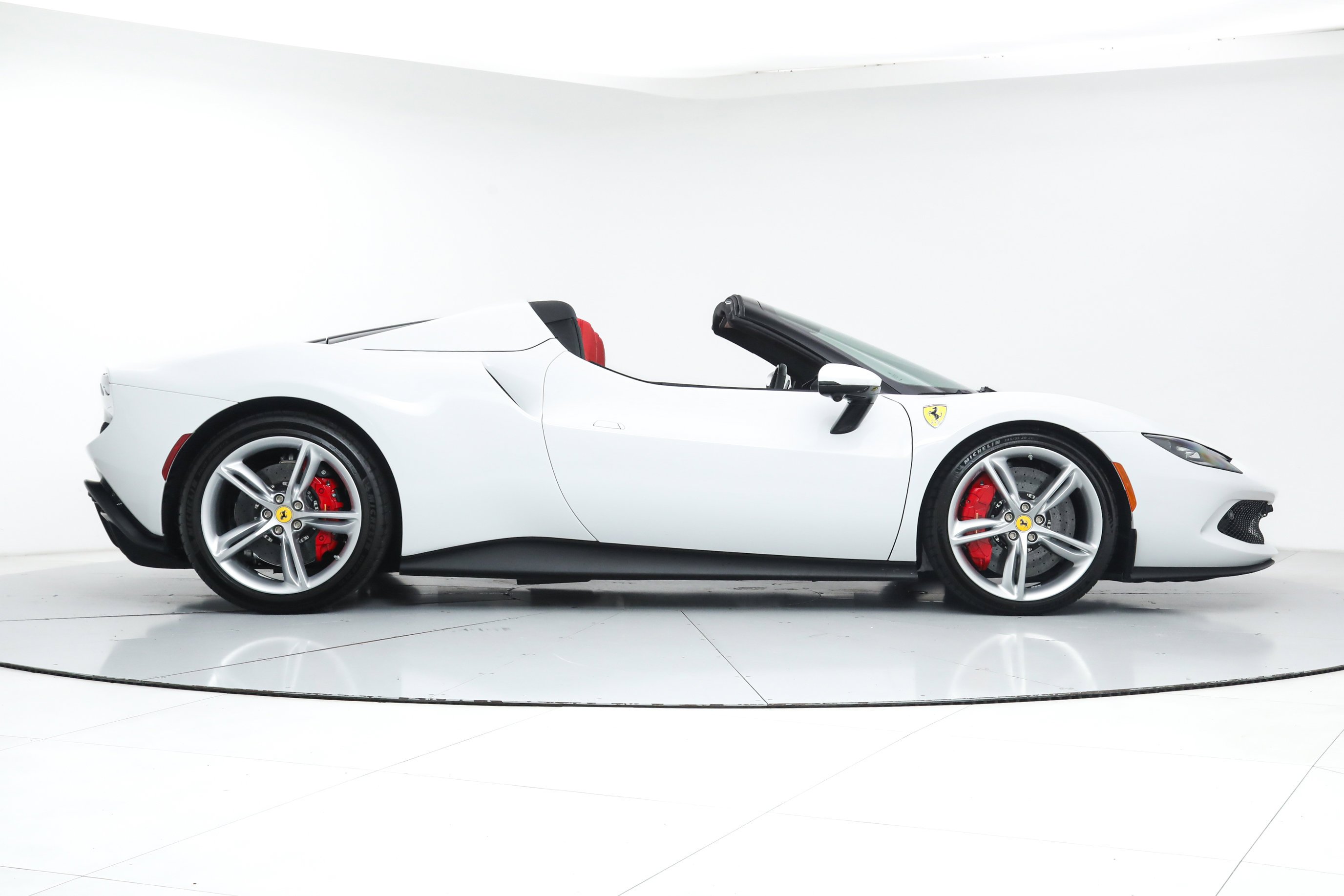 2024 Ferrari 296 Base - Photo 10