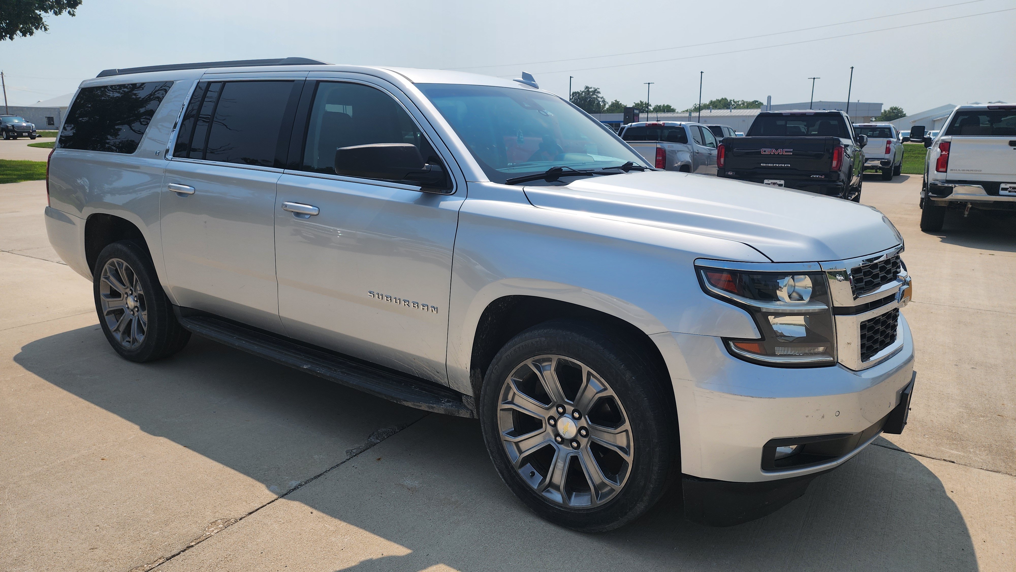 Used 2018 SILVER ICE METALLIC Chevrolet LT image 3