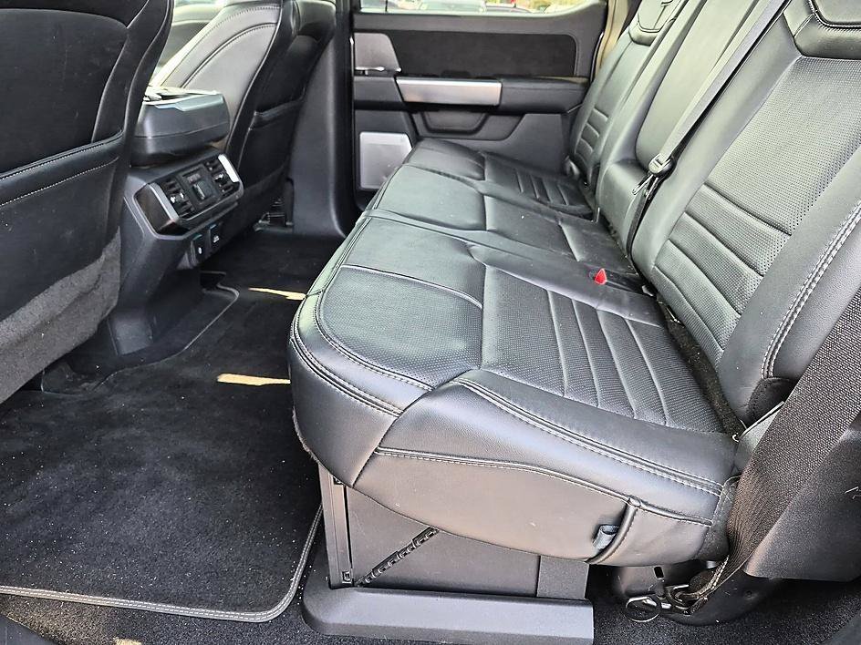 Used 2023 Gray Metallic Ford Platinum image 32