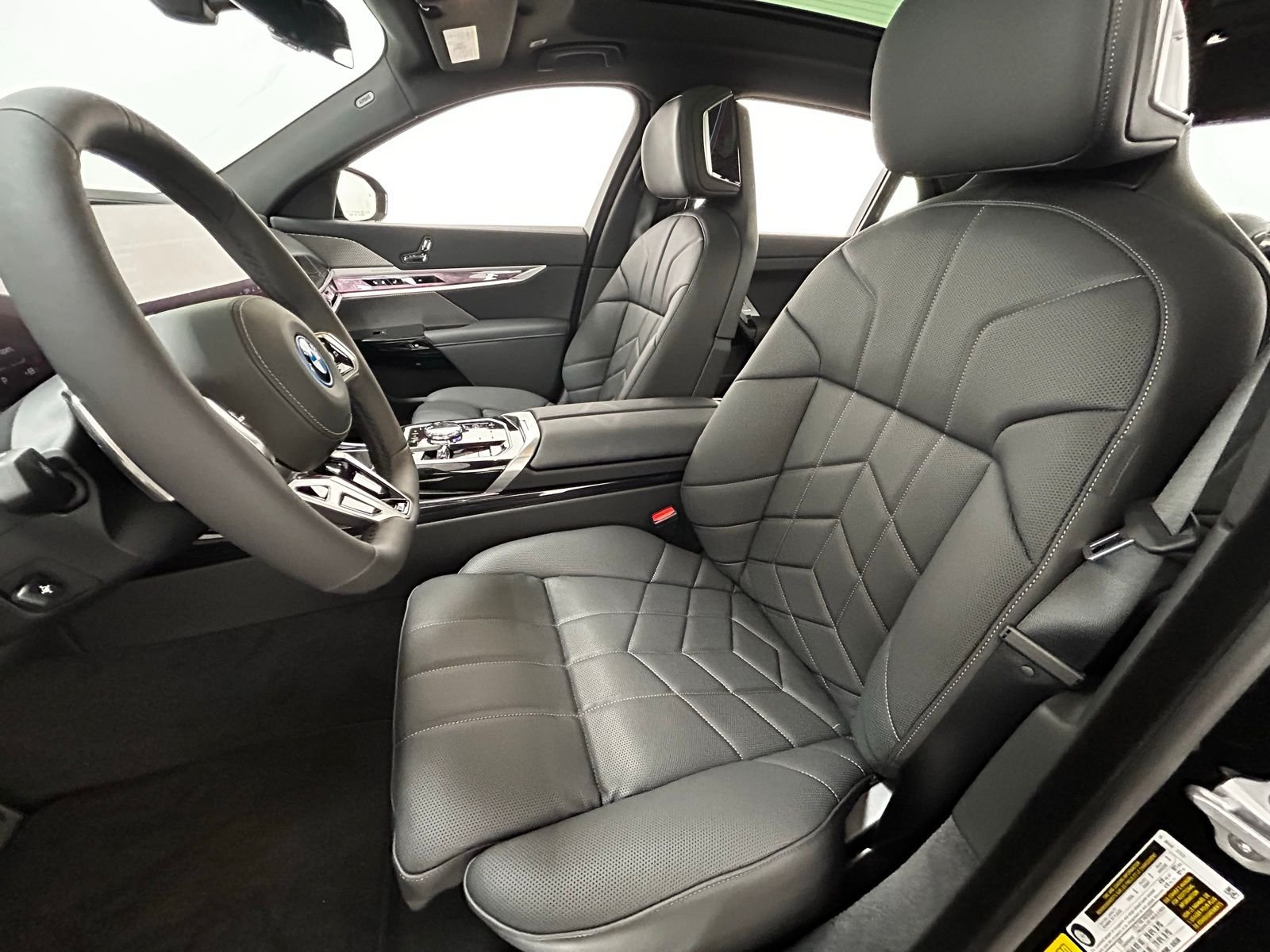 New 2026 Black Sapphire Metallic BMW xDrive60 image 46