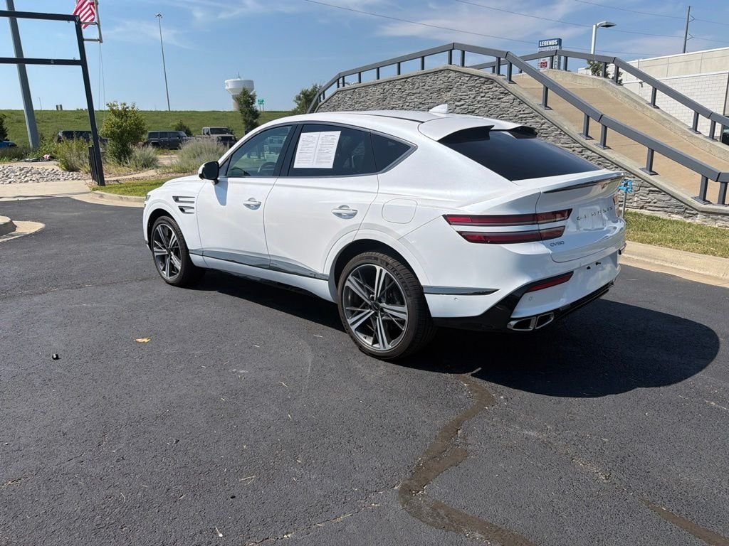 Used 2025 White Genesis 3.5T e-SC image 5