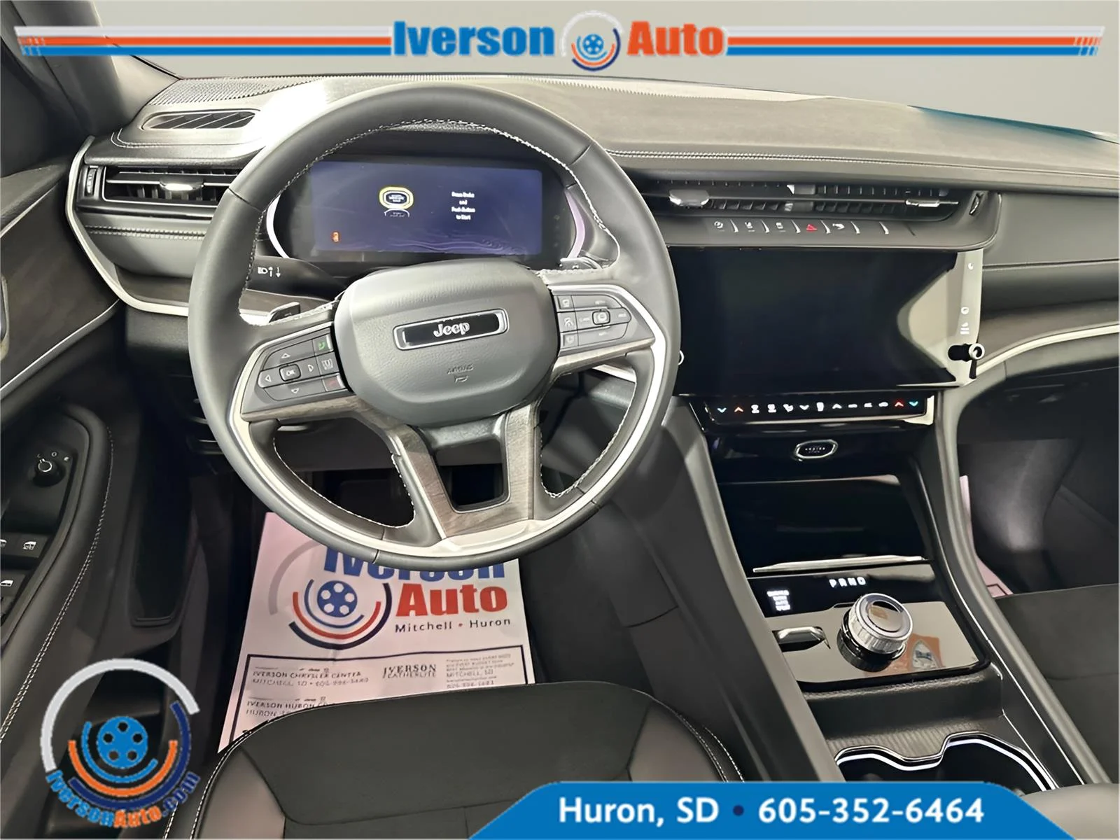 New 2026 Baltic Gray Metallic Clear-Coat Exterior Paint Jeep Laredo Altitude image 26