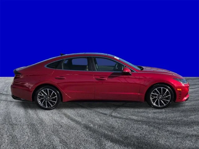 Certified Used 2020 Calypso Red Hyundai Limited image 3
