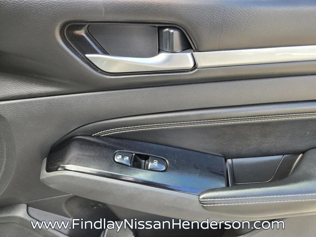 Certified Used 2021 Black Nissan 2.5 Platinum image 19