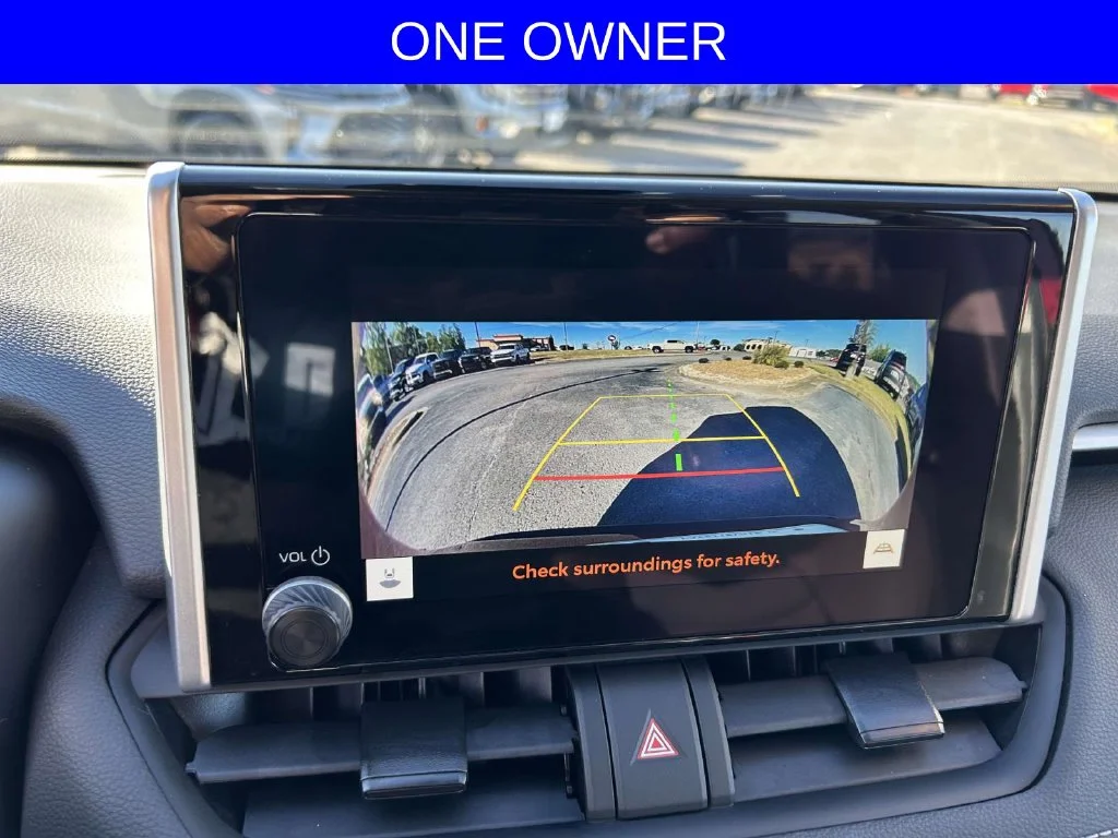 Used 2025 Red Toyota XLE image 18