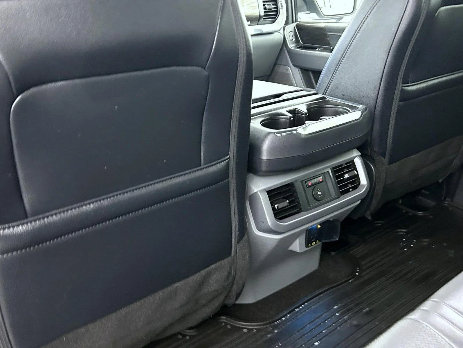 Used 2025 White Ford Lariat image 21
