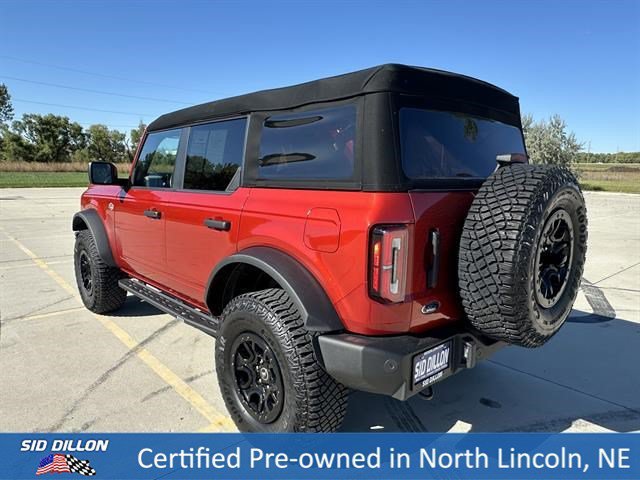 Certified Used 2023 Hot Pepper Red Metallic Tinted Clearcoat Ford Wildtrak image 7