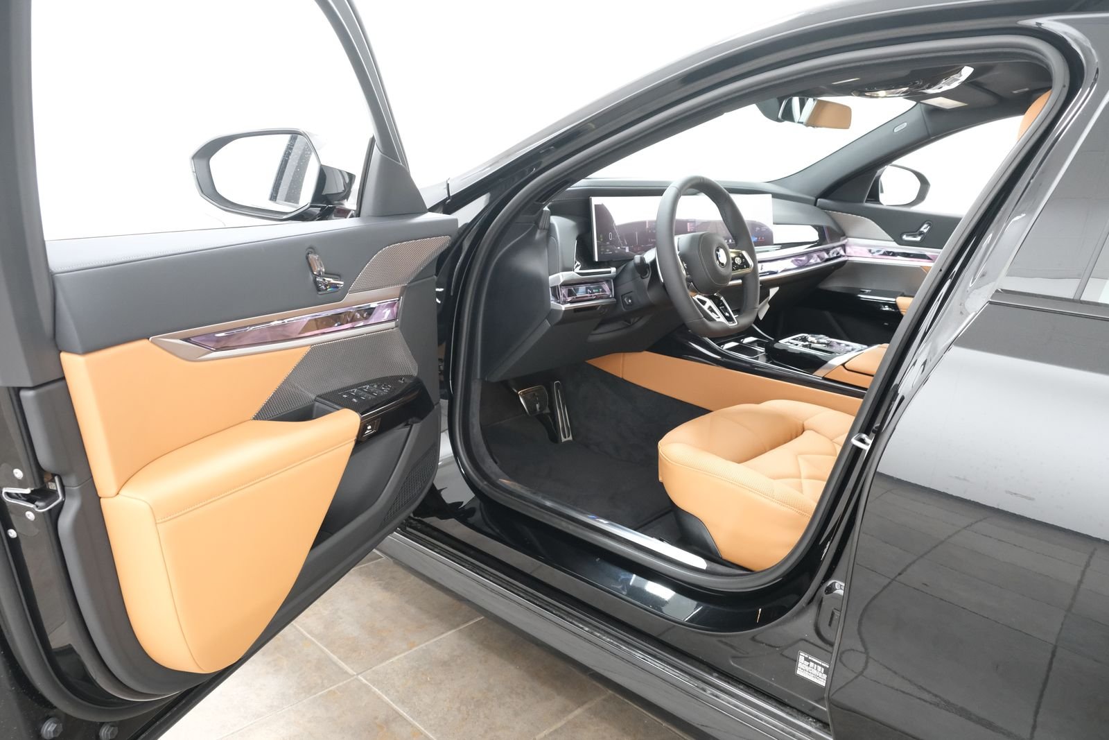 New 2026 Black Sapphire Metallic BMW Label image 38