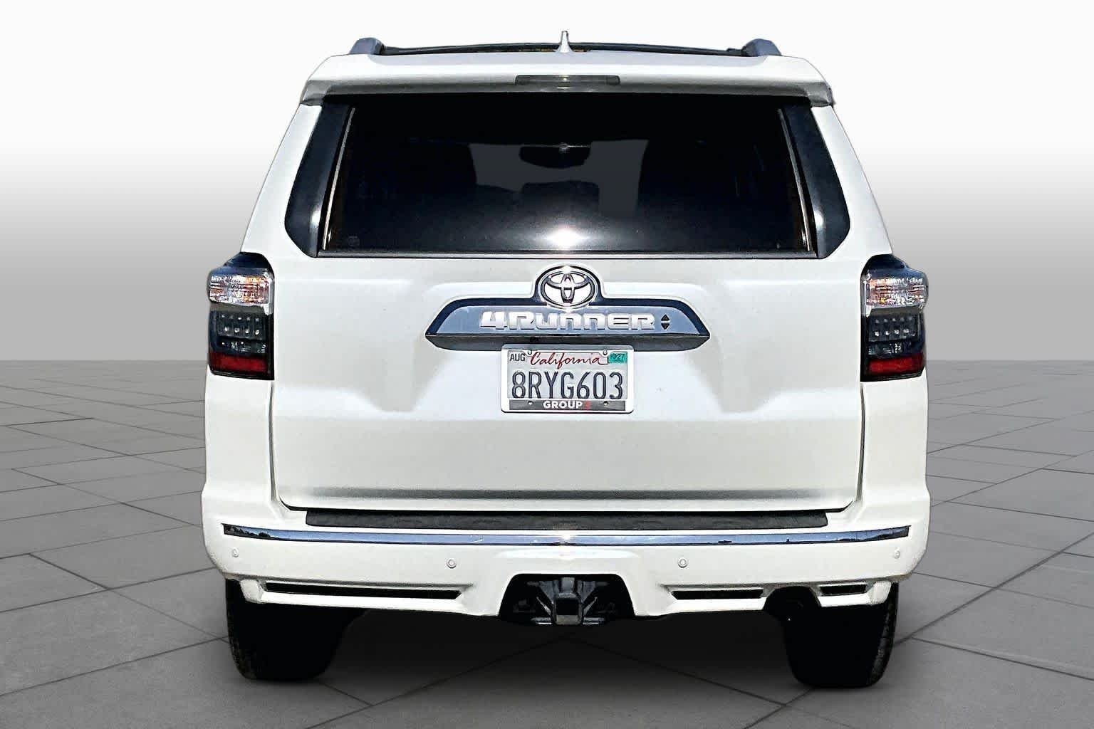 Used 2020 Blizzard Pearl Toyota Limited image 4