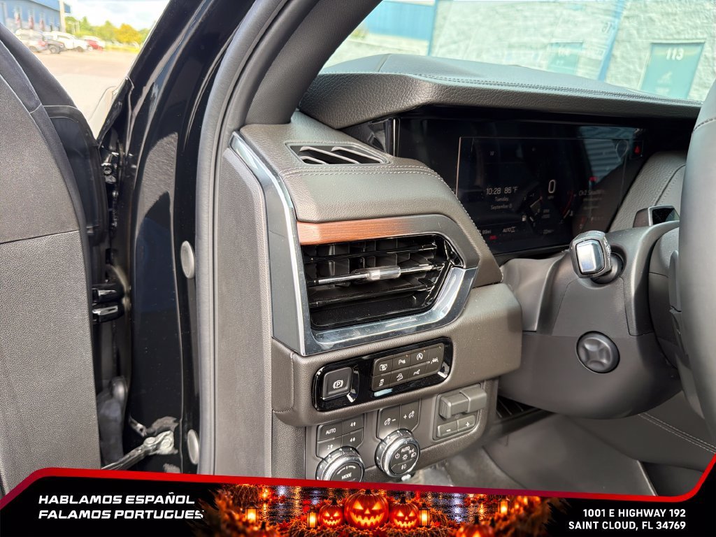 2026 GMC Yukon XL Denali - Photo 18