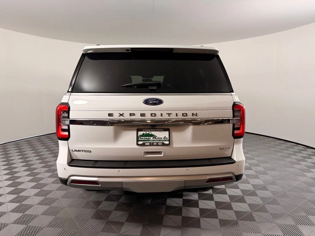 Used 2024 White Ford Limited image 10