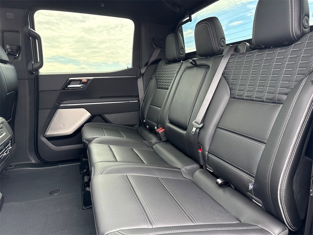2025 GMC SIERRA - Image 33
