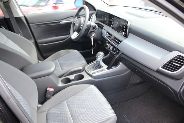 Used 2025 Black Kia LX image 33