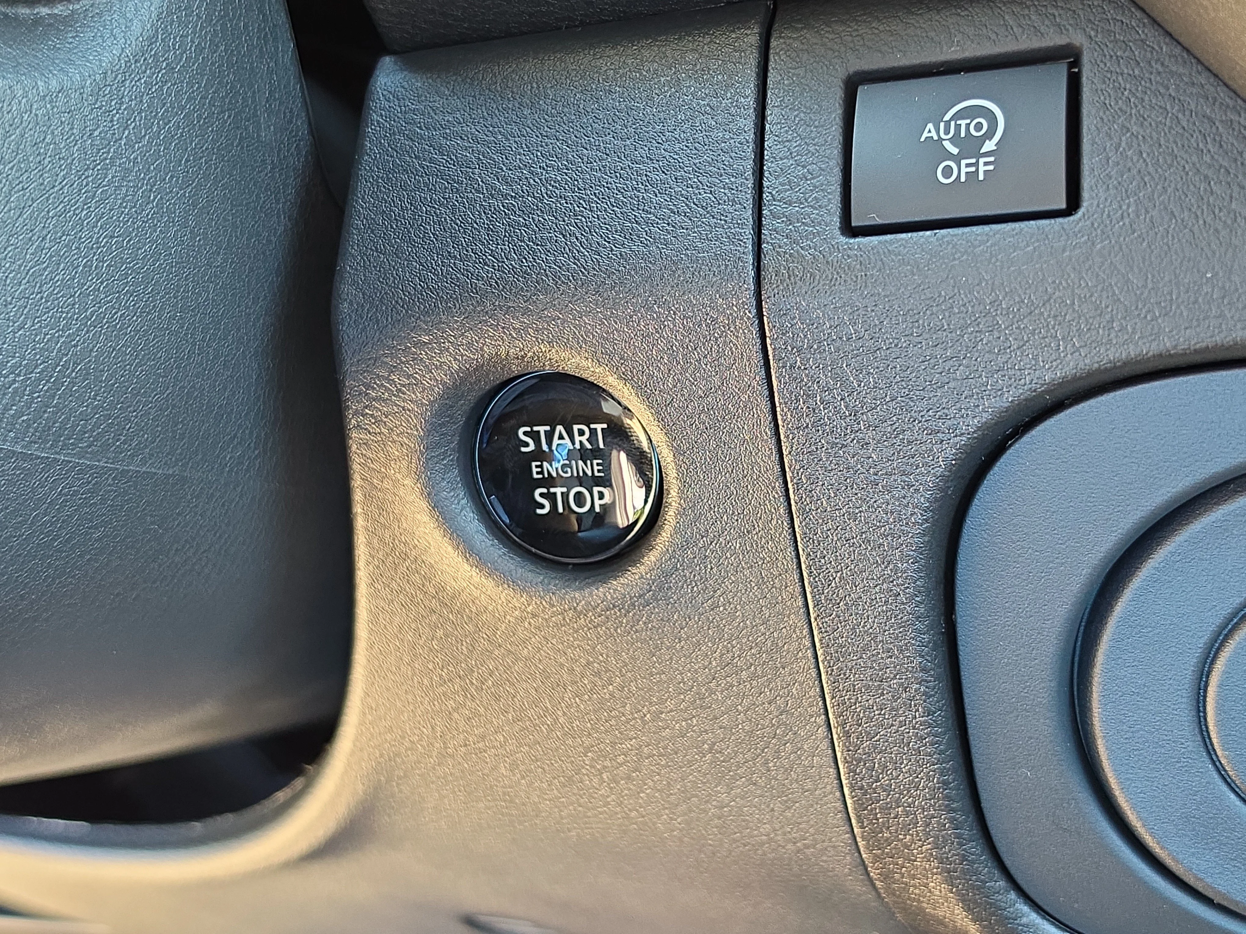 New 2026 Glacier White Nissan Crew Cab SV image 26