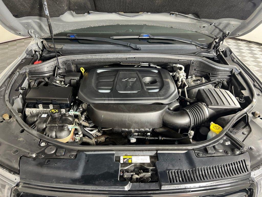 Used 2020 Gray Clearcoat Dodge SXT Plus image 27