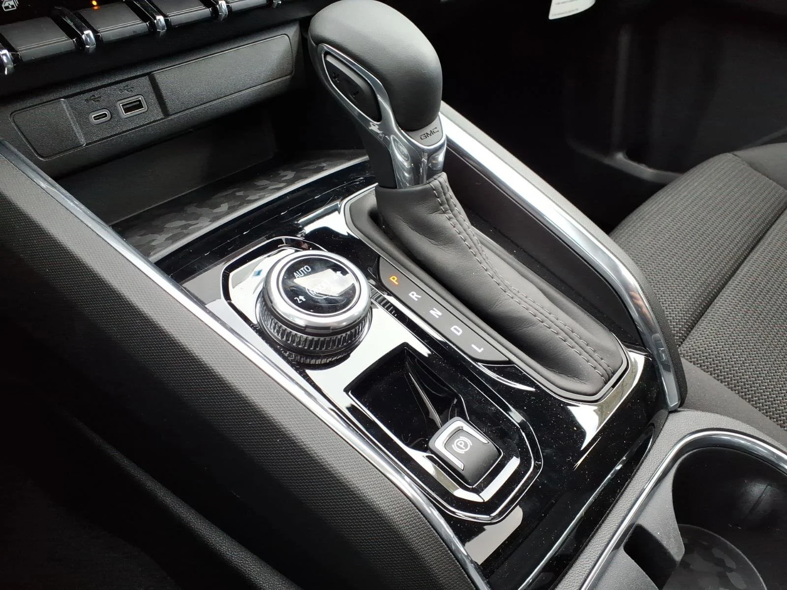 2026 GMC Canyon Elevation - Photo 18