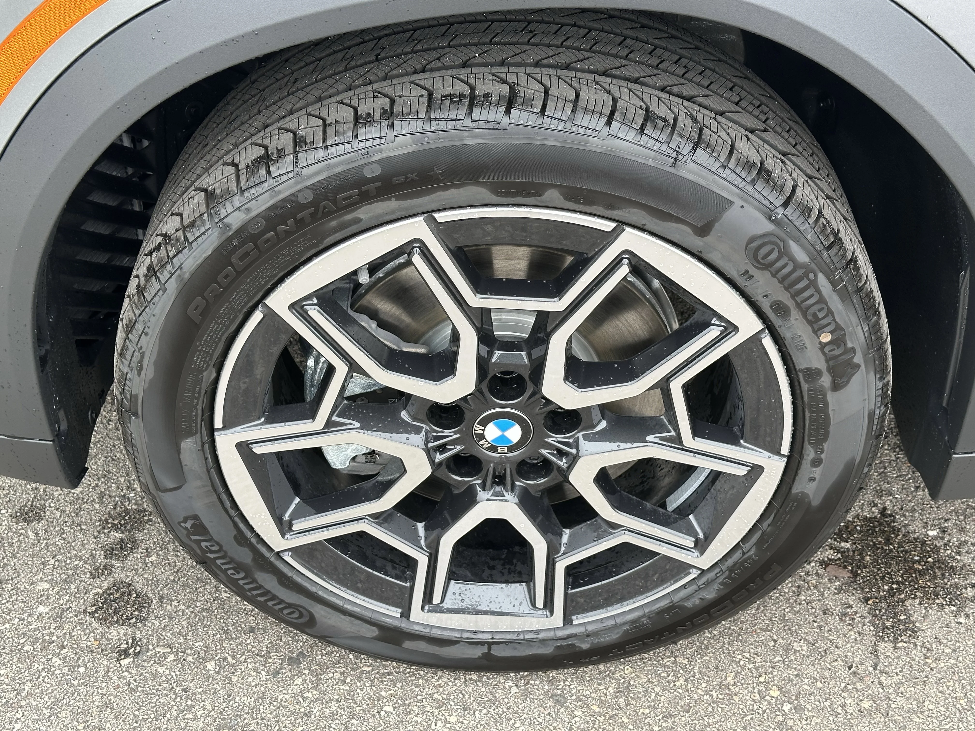 New 2026 Skyscraper Grey Metallic BMW xDrive28i image 22