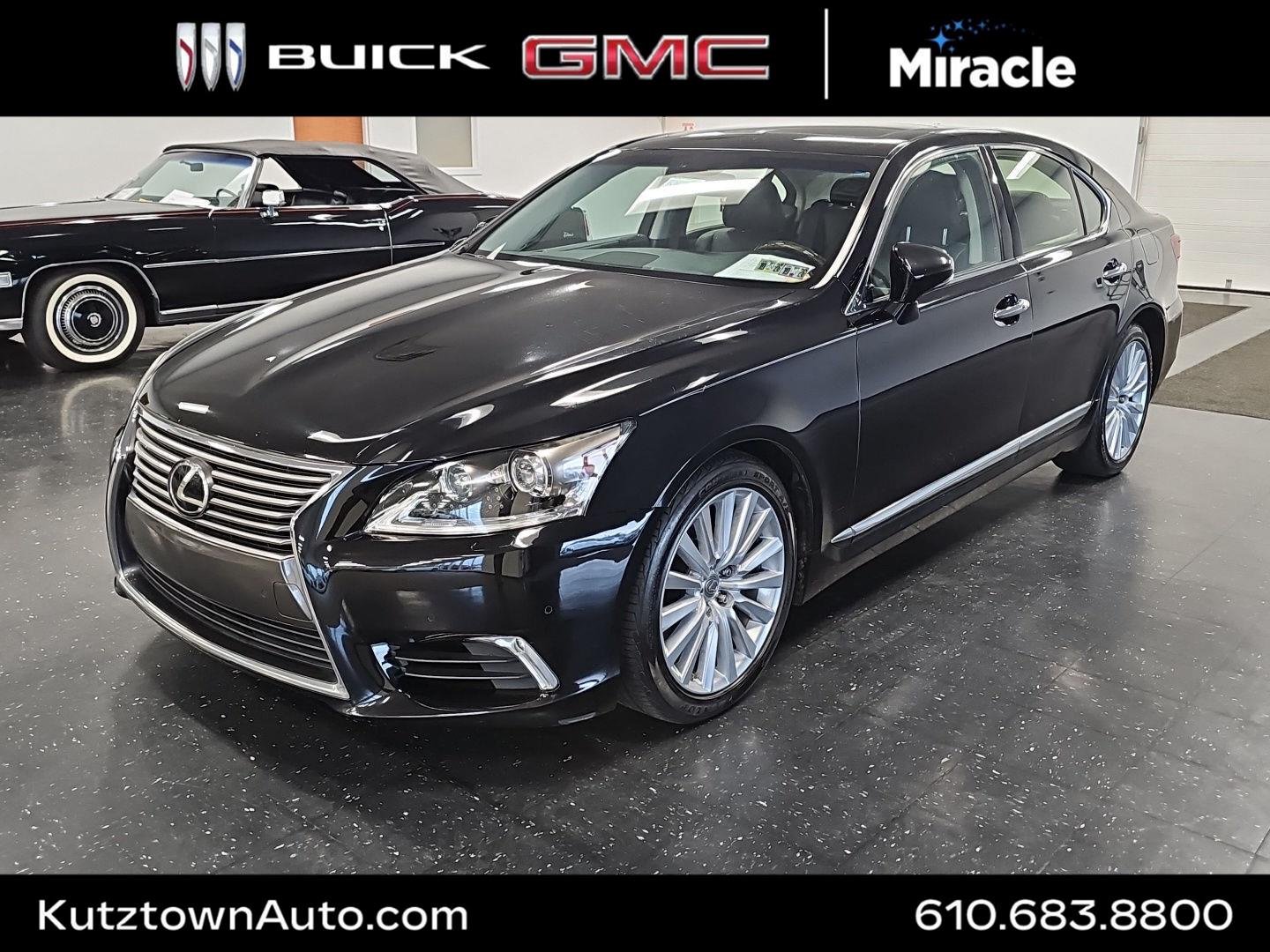 Used 2014 Obsidian Lexus 4DR SDN RWD image 1