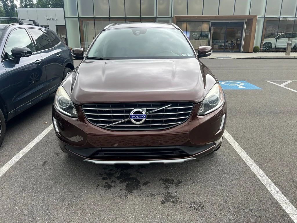2017 Volvo XC60 T6 AWD Inscription's photo