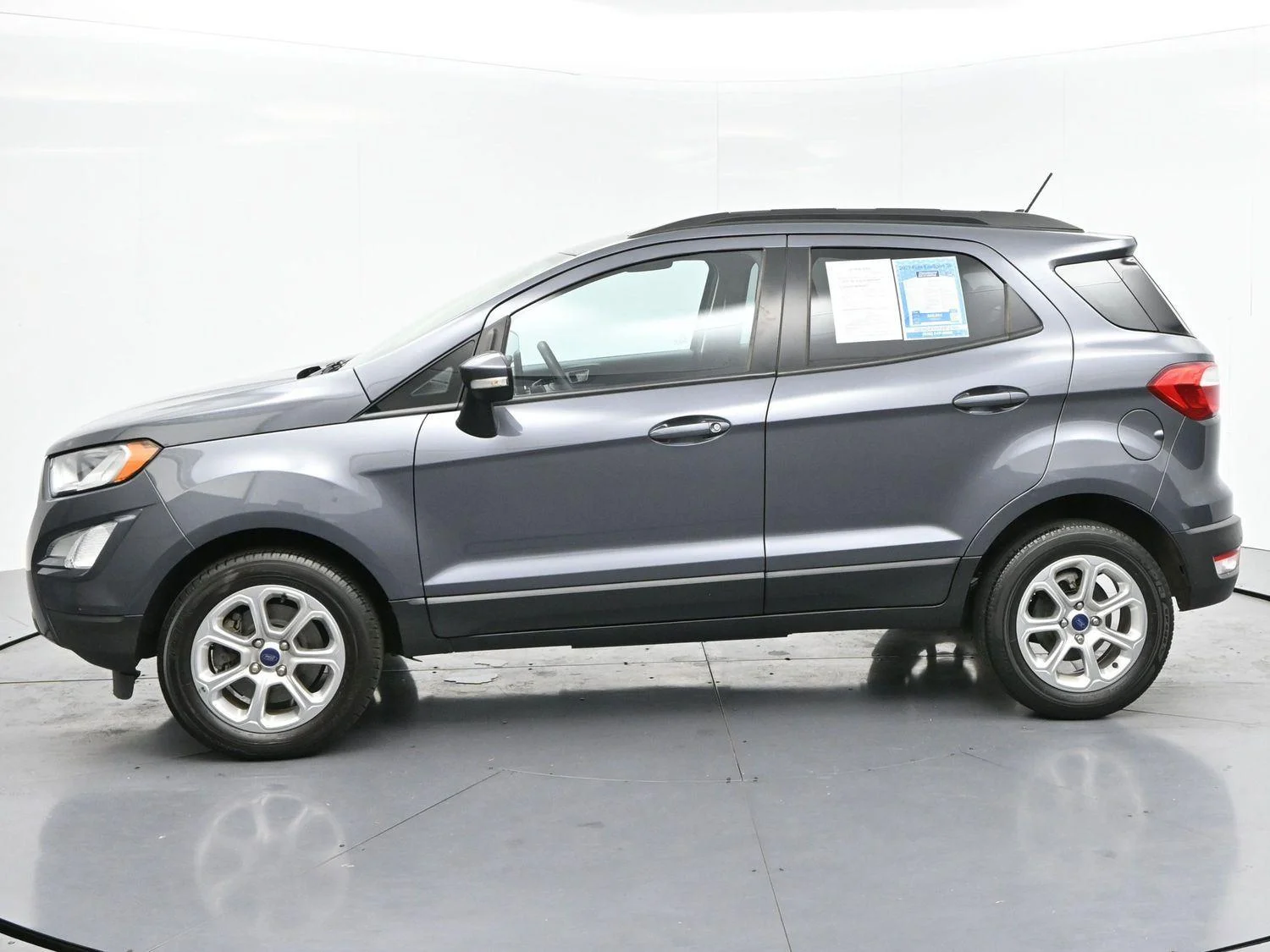 Used 2021 Smoke Ford SE image 4