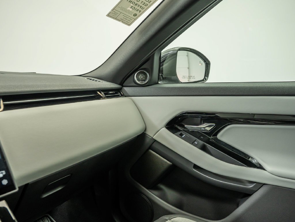 Used 2026 Arroios Grey Metallic Land Rover Dynamic image 26