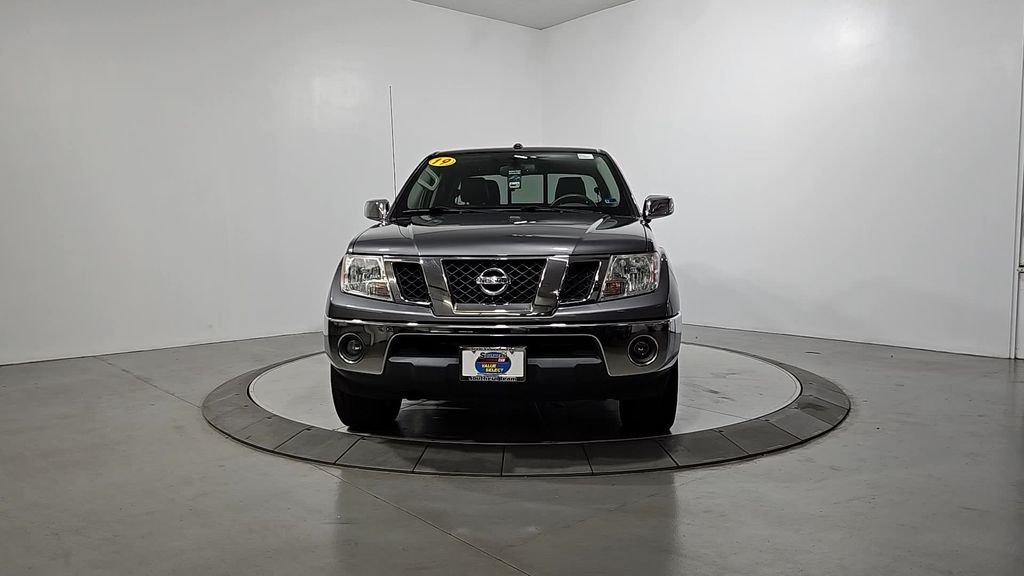 Used 2019 Gray Nissan SL image 9