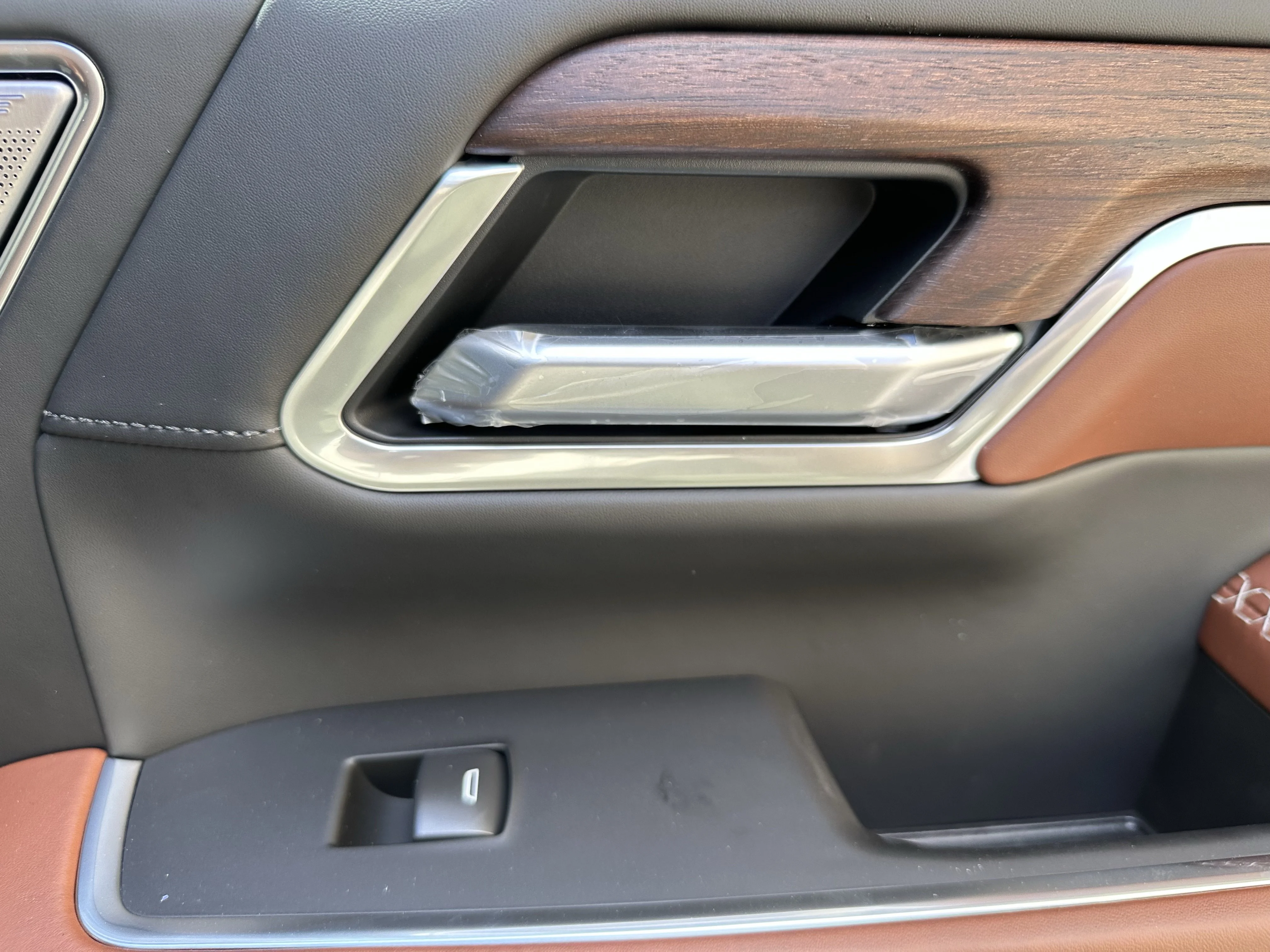 New 2026 Onyx Black GMC Denali Ultimate image 21