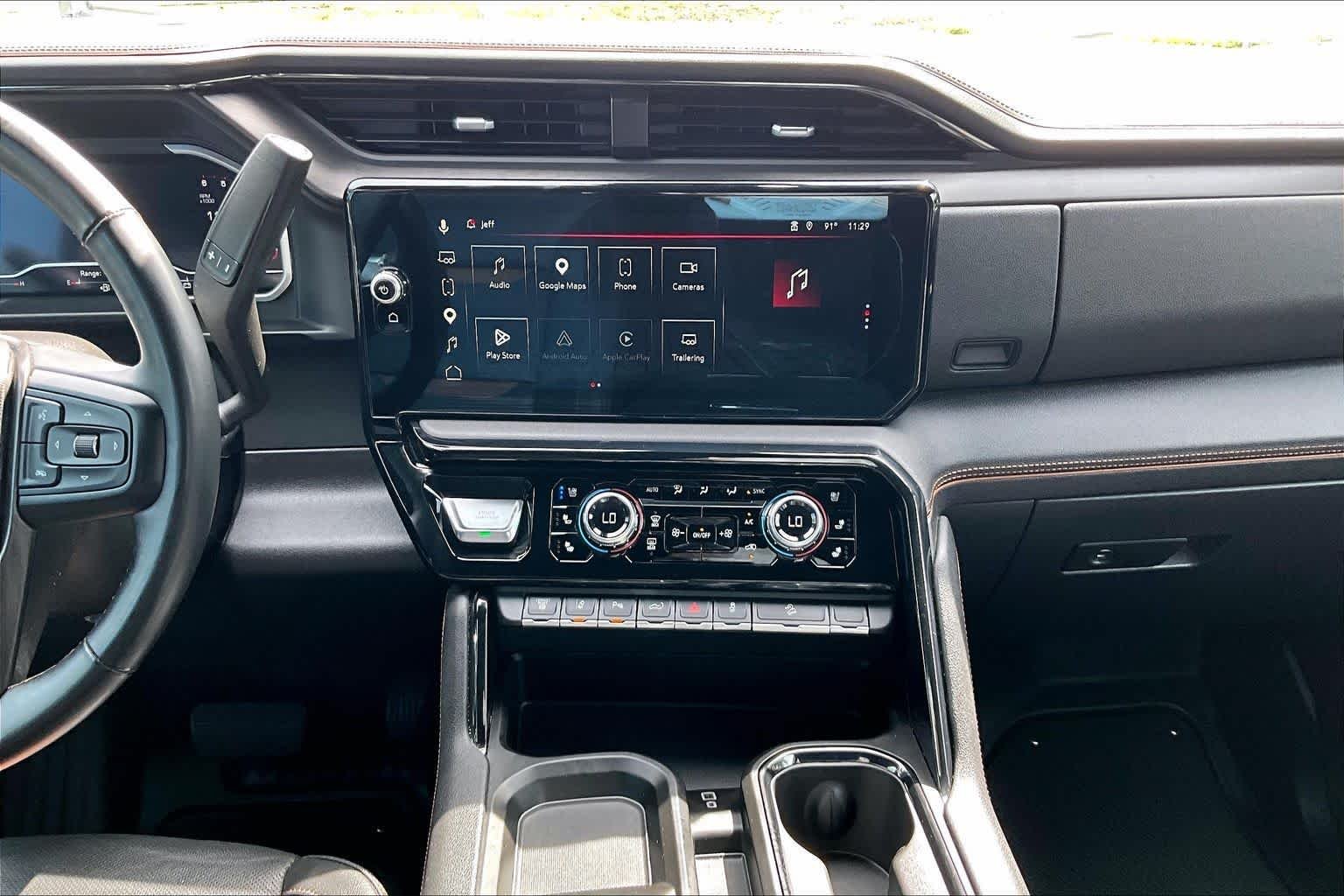 Used 2024 Sterling Metallic GMC AT4 image 7